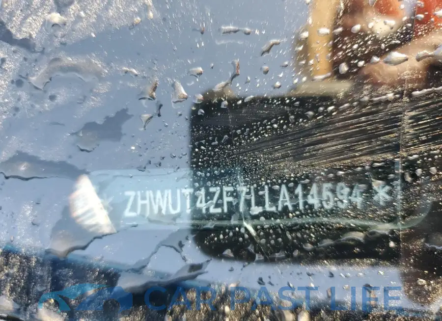 ZHWUT4ZF7LLA14594# 12