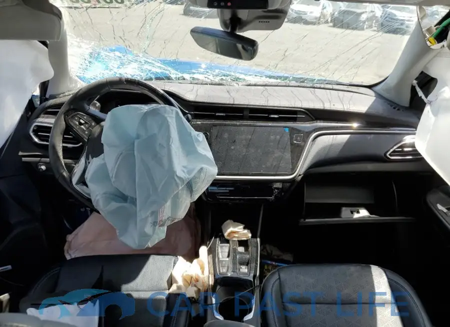 1G1FZ6S06P4136337# 8
