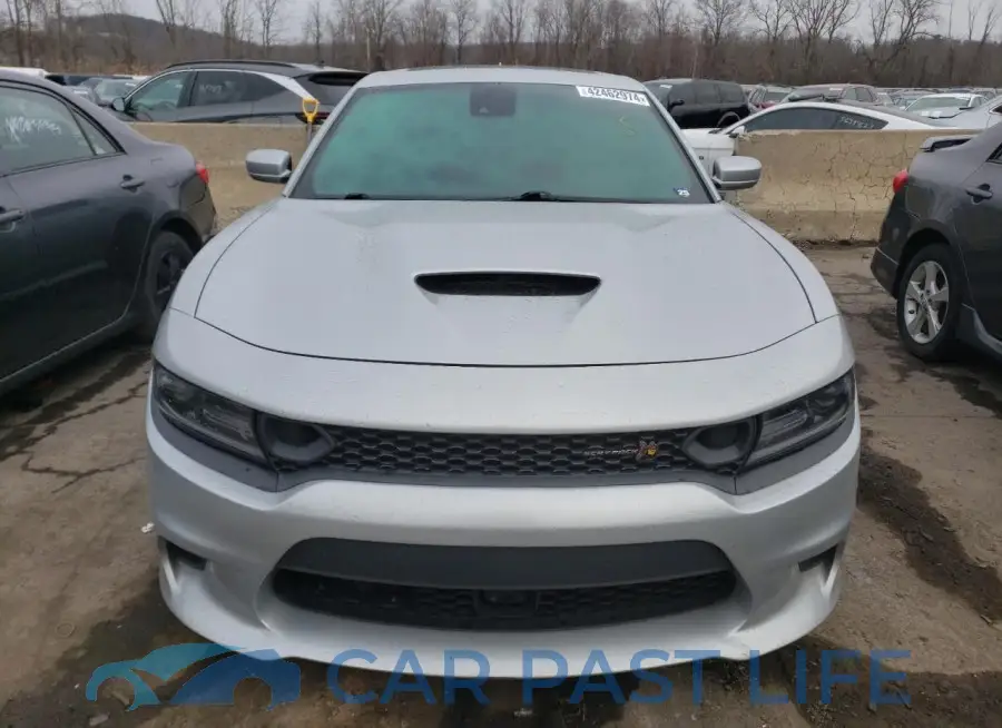 2C3CDXGJXKH588632# 5