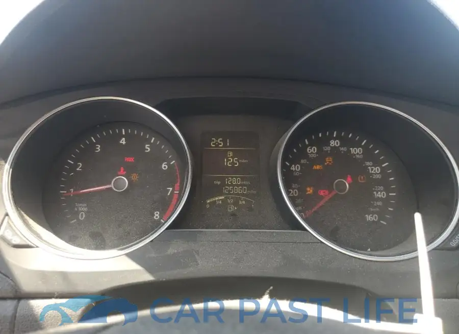 3VW1K7AJ3FM224865# 9