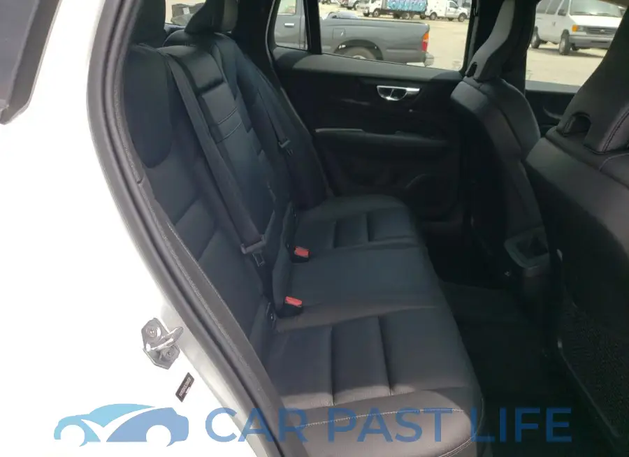 YV1102EK3L2359730# 10