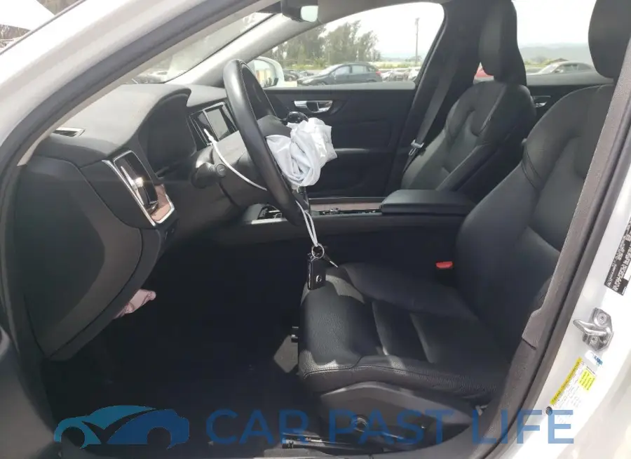 YV1102EK3L2359730# 7