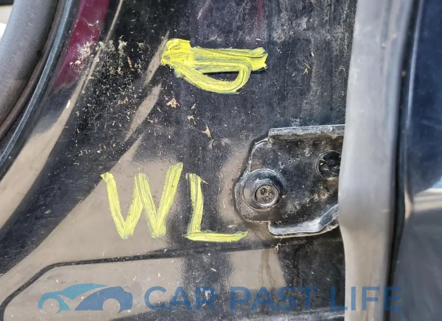3FA6P0LU7GR389305# 12