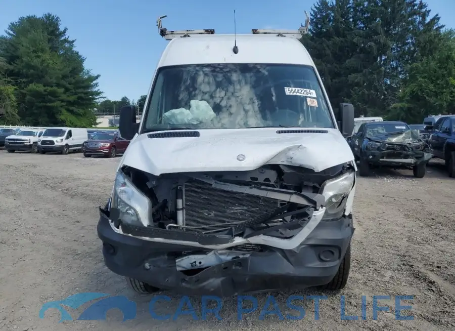 WD3PE7CC2FP106975# 5