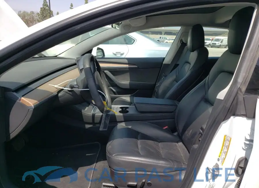 5YJ3E1EB9NF110634# 7