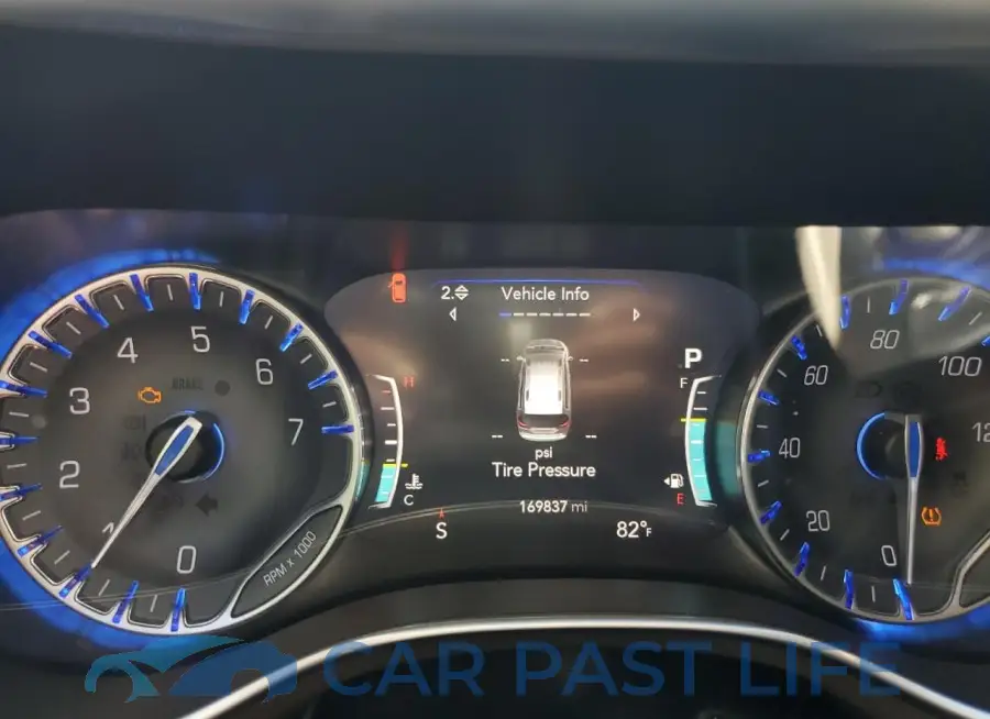 2C4RC1EG2HR514167# 9