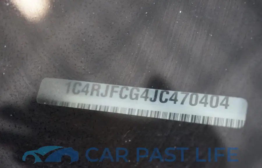1C4RJFCG4JC470404# 10