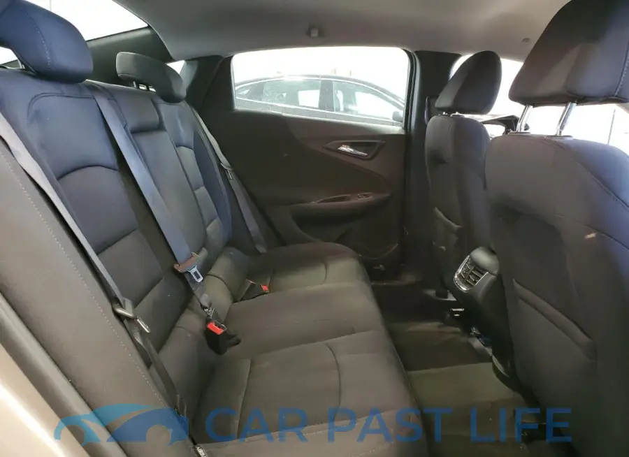 1G1ZD5ST1NF206425# 10