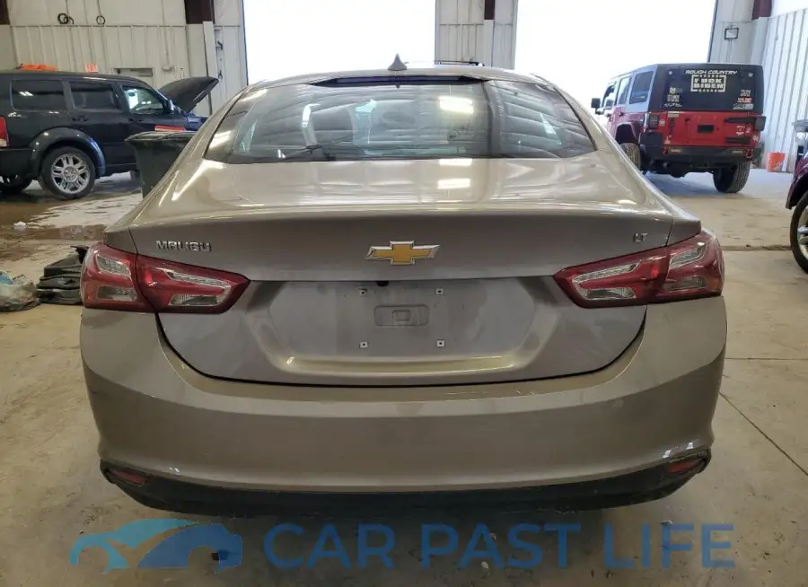 1G1ZD5ST1NF206425# 6