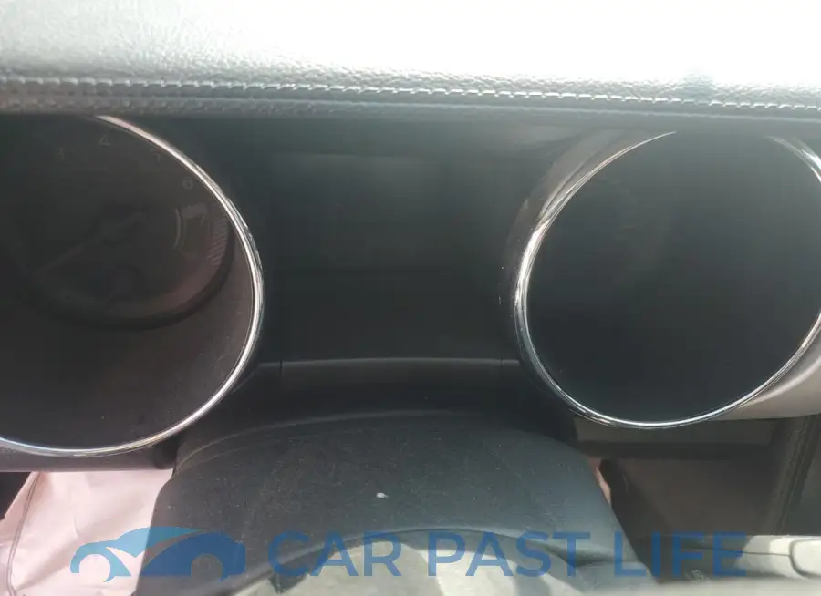 1FA6P8CF2H5286071# 9
