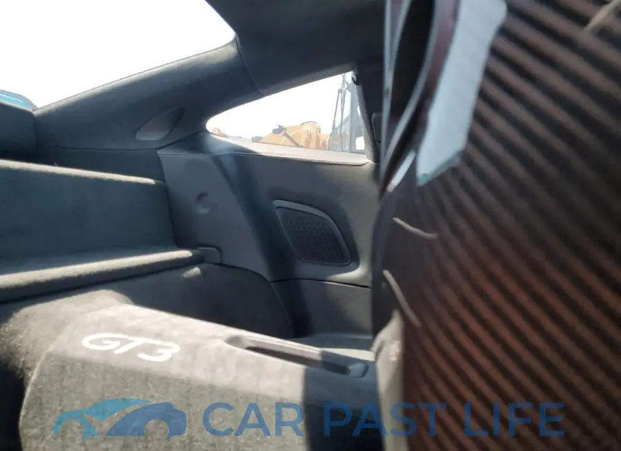 WP0AC2A9XJS174670# 10