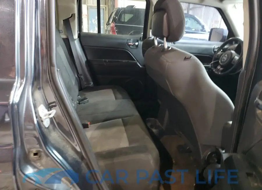 1C4NJRFB1FD257265# 11