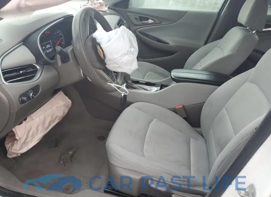1G1ZB5ST6HF160097# 7