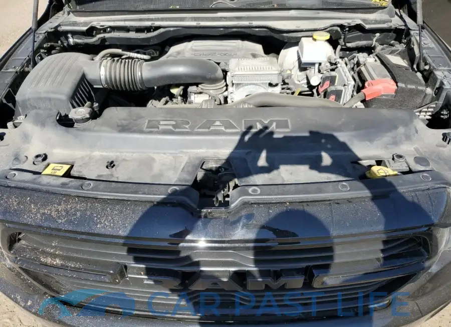 1C6SRFFT8MN520997# 11