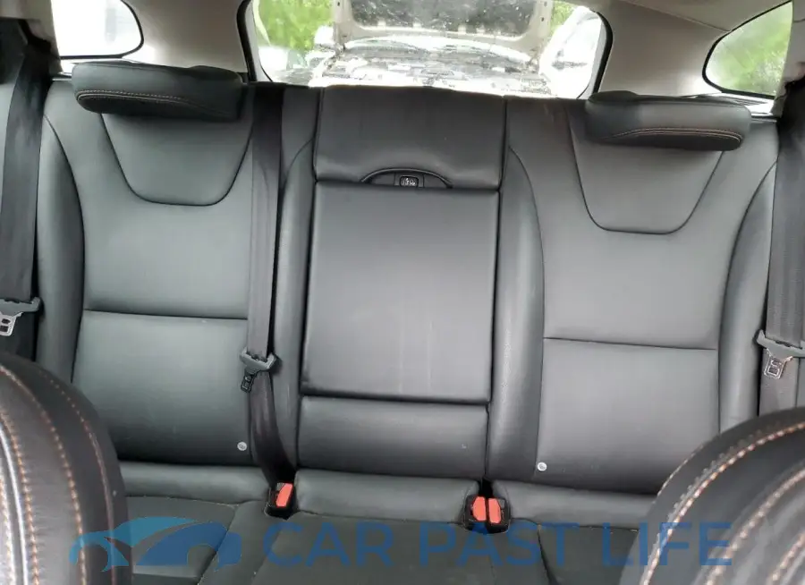 YV4612HK5G1008301# 10