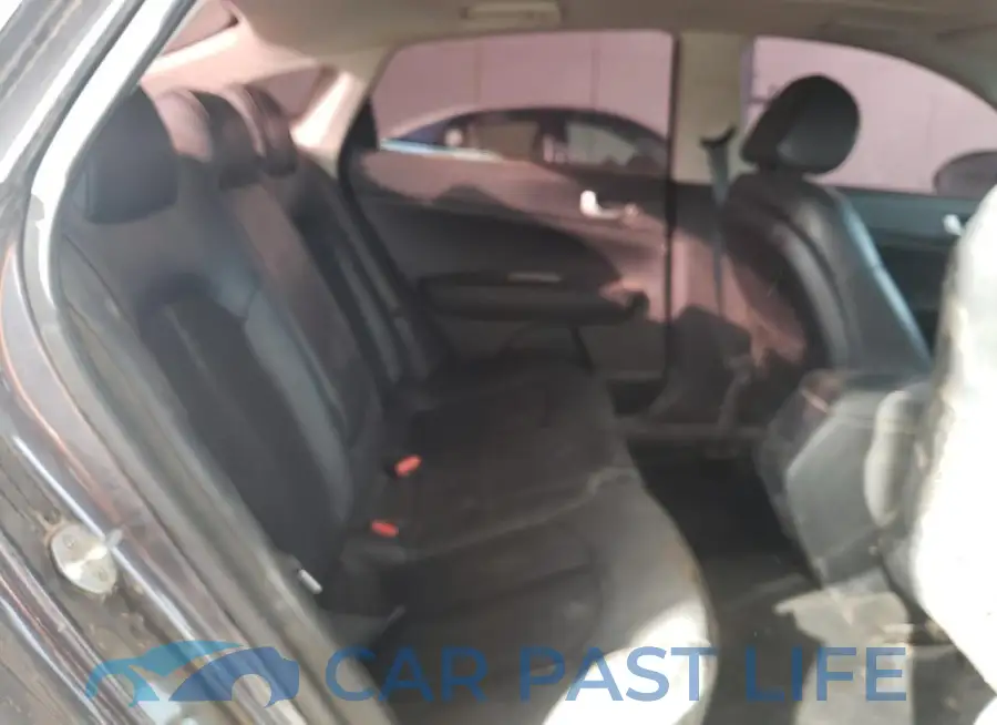 5XXGT4L35KG323044# 10