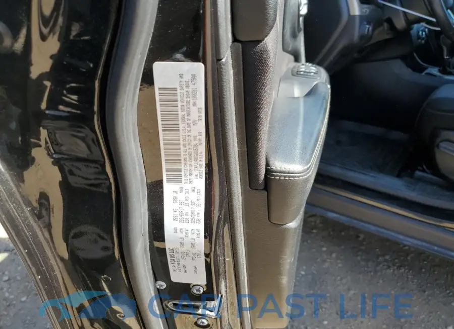 1C4PJLAB8GW165704# 12