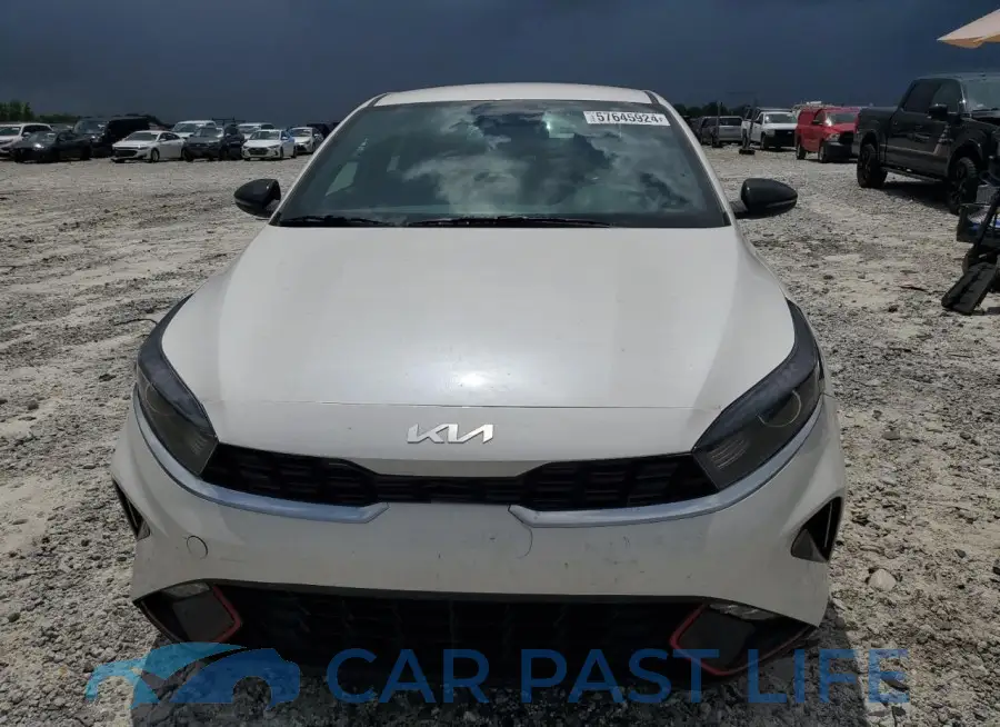 3KPF54AD5PE517509# 5