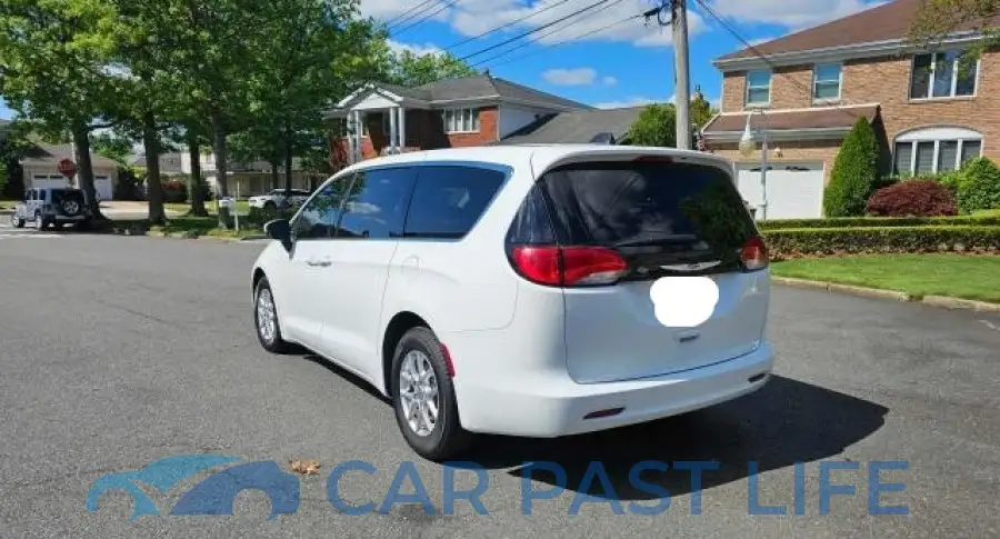 2C4RC1CG8NR203552# 3