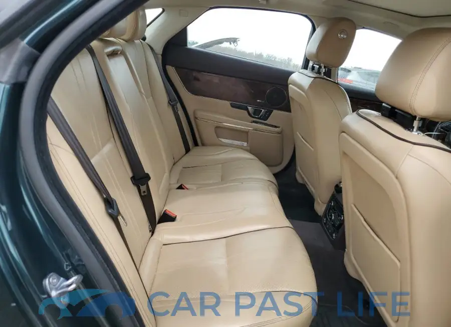 SAJWJ1CDXK8W19559# 10