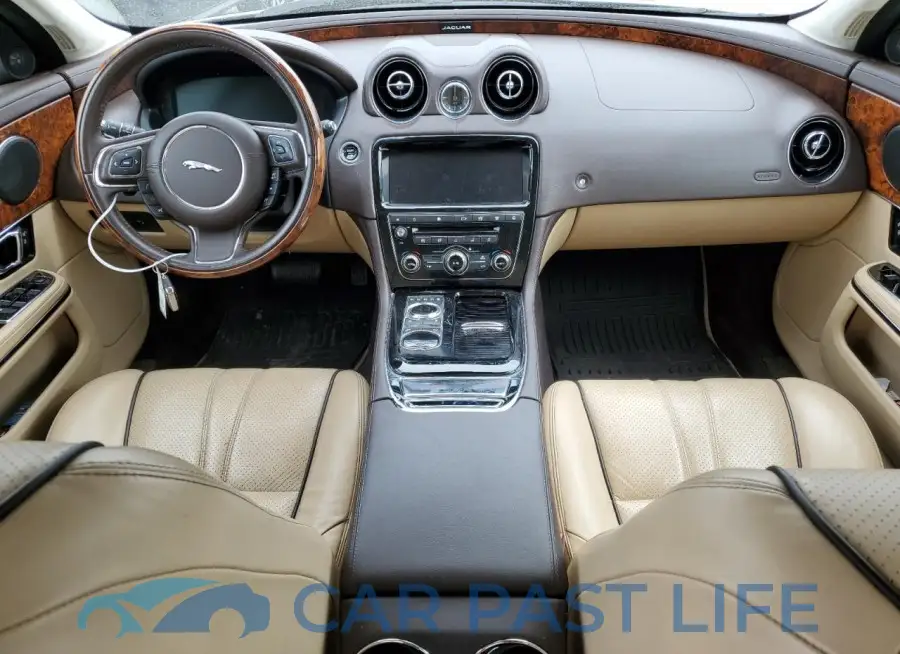 SAJWJ1CDXK8W19559# 8
