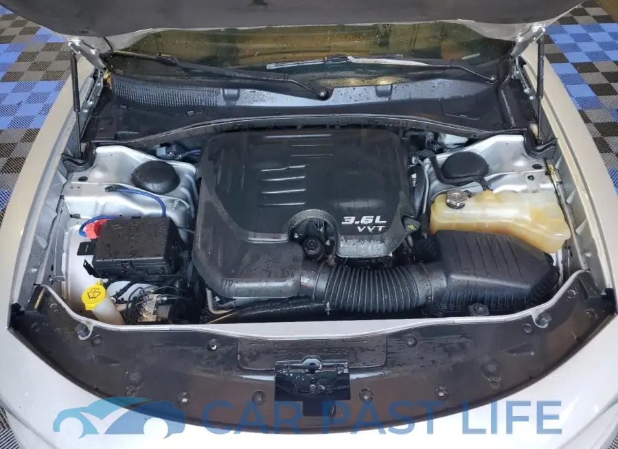 2C3CDXBG9LH124079# 11