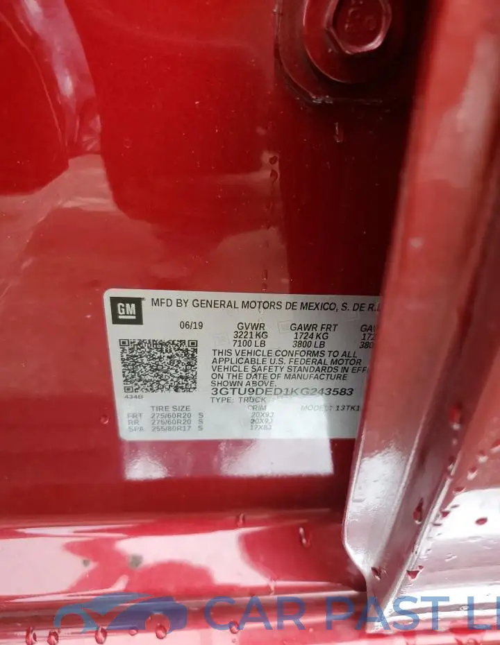 3GTU9DED1KG243583# 12