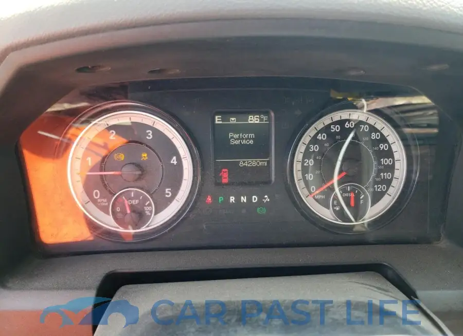 3C7WRNFL2JG233585# 9