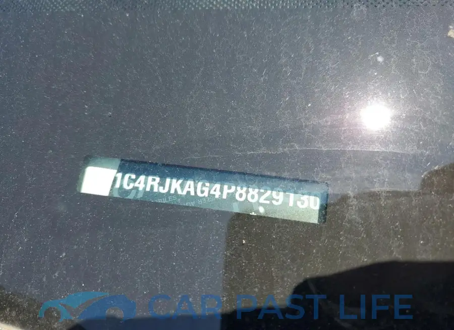 1C4RJKAG4P8829130# 13