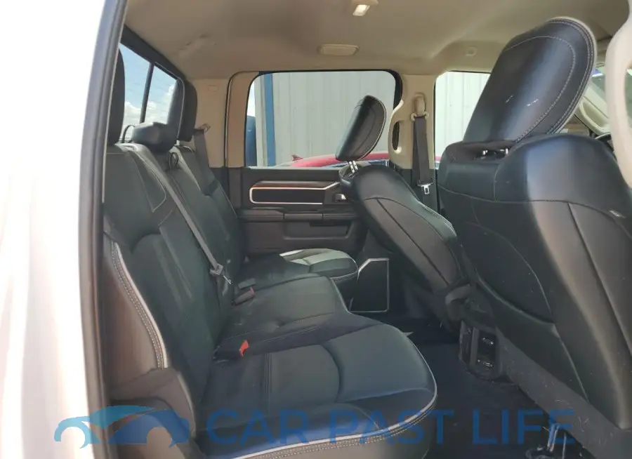 3C6UR5FL3LG160158# 10