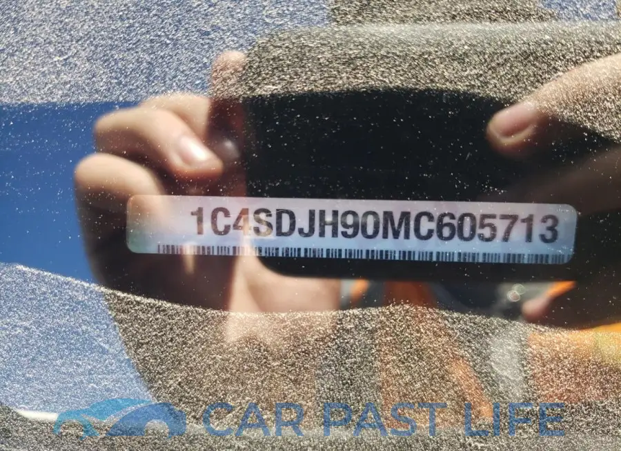 1C4SDJH90MC605713# 12