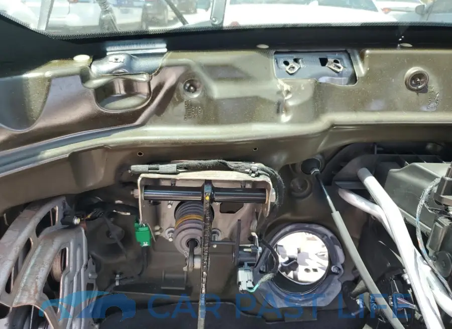 2C3CDXGJ3KH501962# 9