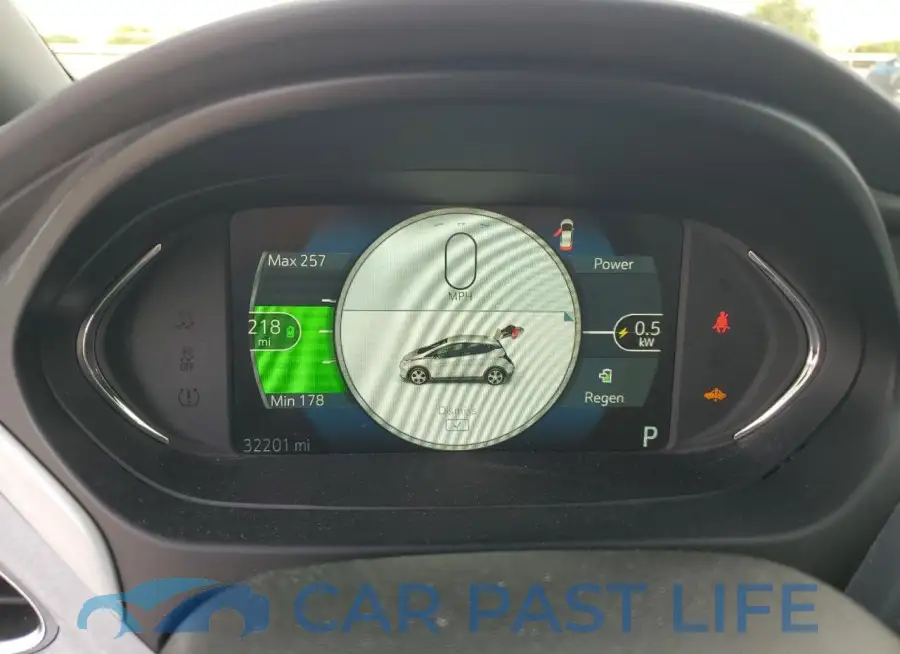1G1FZ6S03K4141147# 9