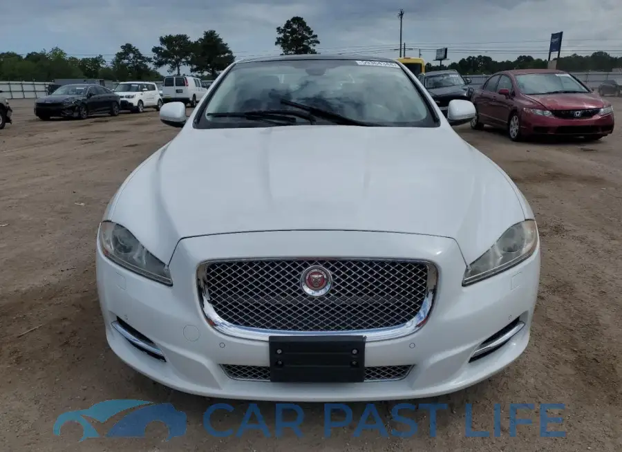 SAJWA1CZ9F8V82974# 5