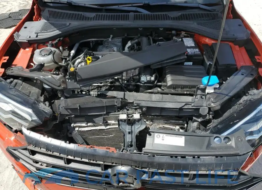 3VWCB7BU6KM202225# 11