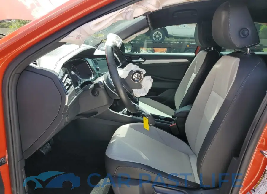 3VWCB7BU6KM202225# 7