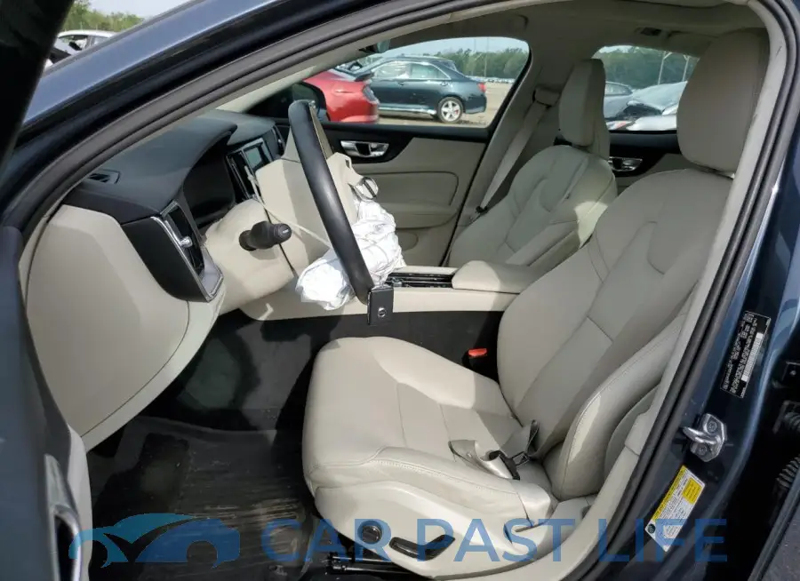 7JR102FK6LG065019# 7