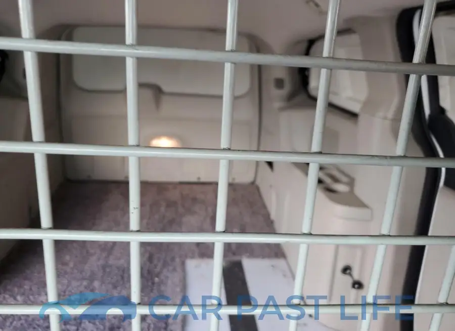 2C4JRGAG2FR559711# 10