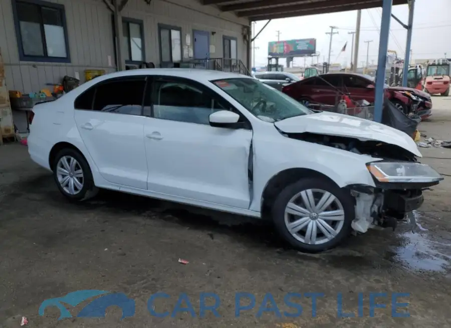 3VW2B7AJ2HM334071# 4