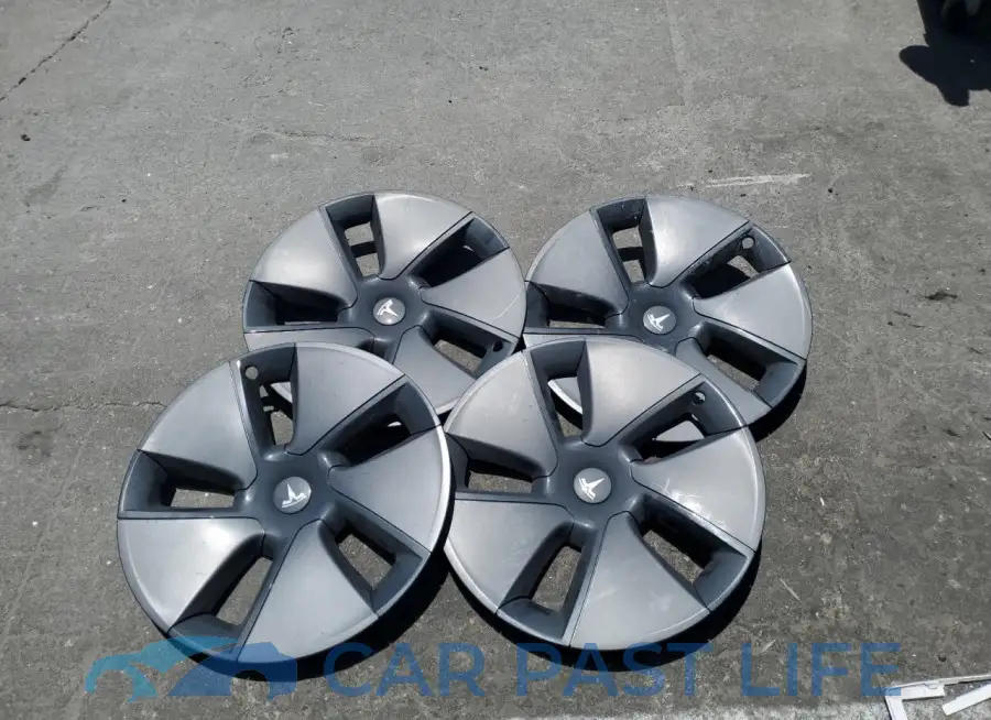 5YJ3E1EA2PF678413# 12