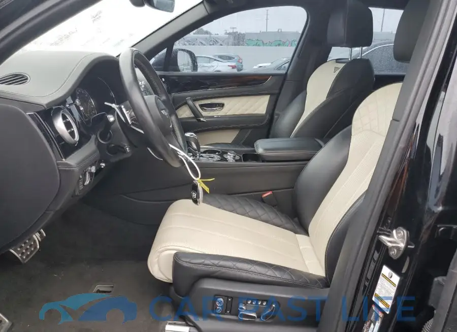 SJAAC4ZV8JC018393# 7