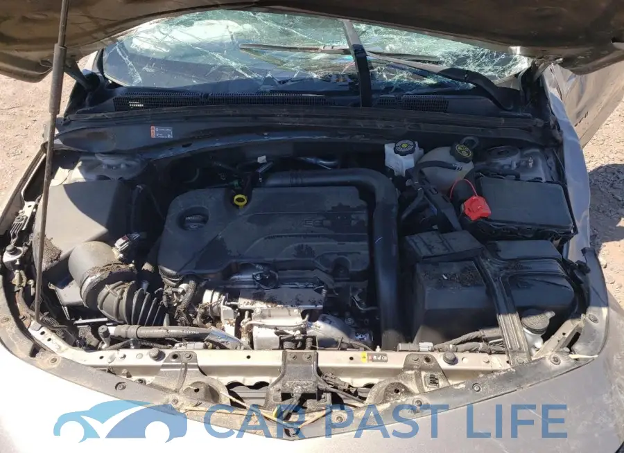 1G1ZD5ST3PF186682# 11