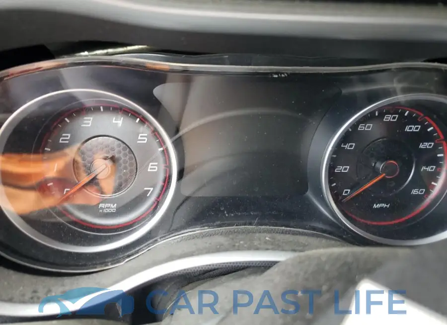 2C3CDXCT2HH600305# 9