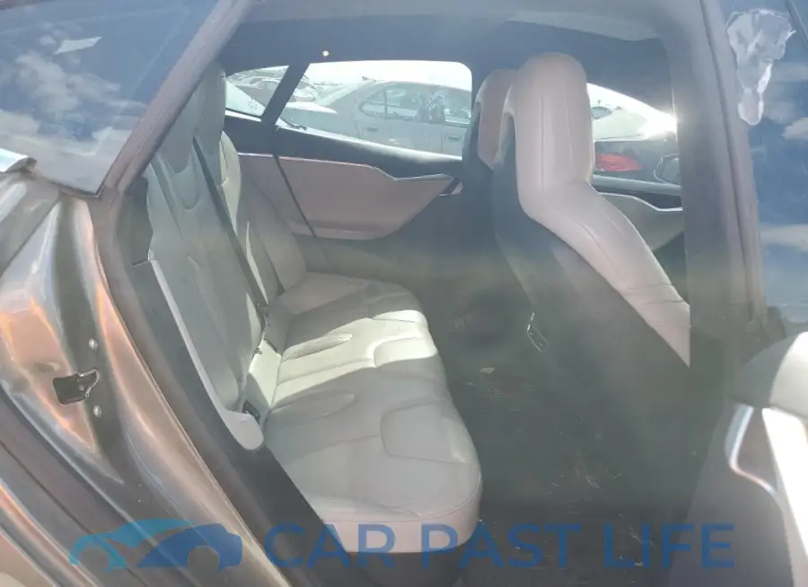 5YJSA1E44FF102371# 10