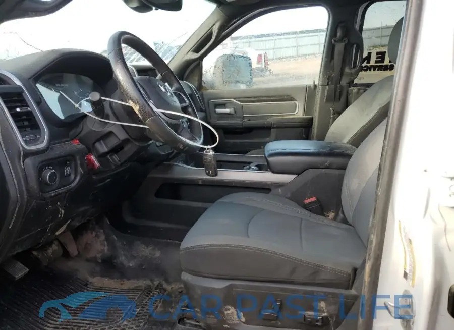 3C7WRNFL8PG552675# 7