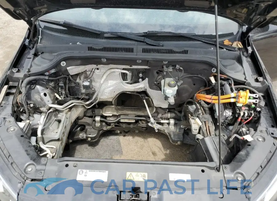 3VW637AJ3GM390212# 11
