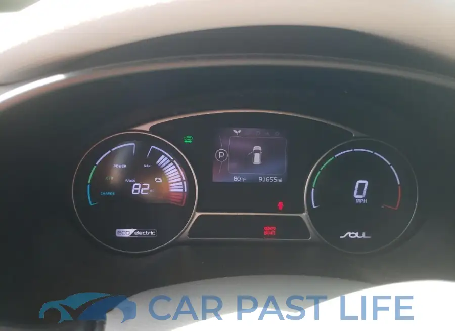 KNDJP3AE9F7001952# 9