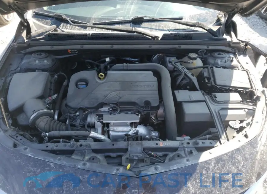 1G1ZD5ST2NF127829# 11