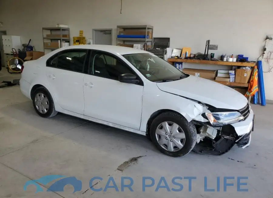 3VW2K7AJ8FM347033# 4