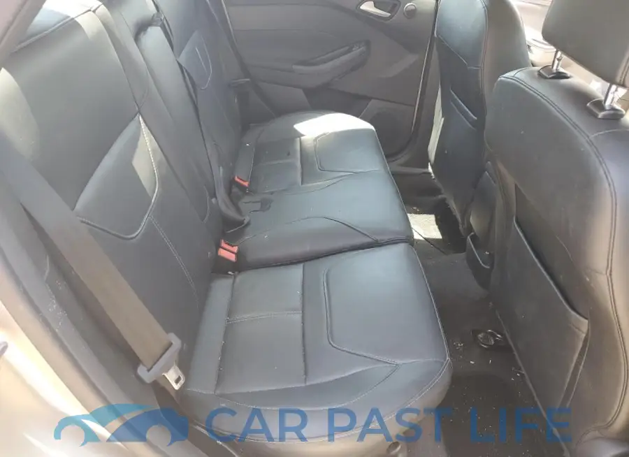 1FADP3J24JL200464# 10